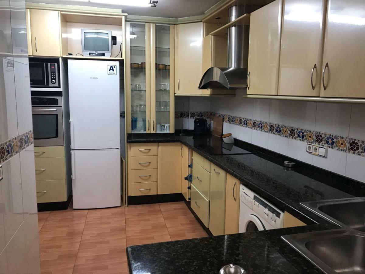 Apartamento Turistico Loyola Benidorm Luaran gambar
